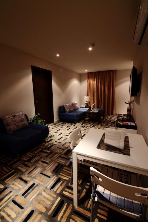 Executive Suites Riyadh Room photo
